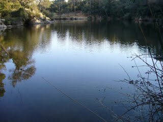 lago estatua hija rave